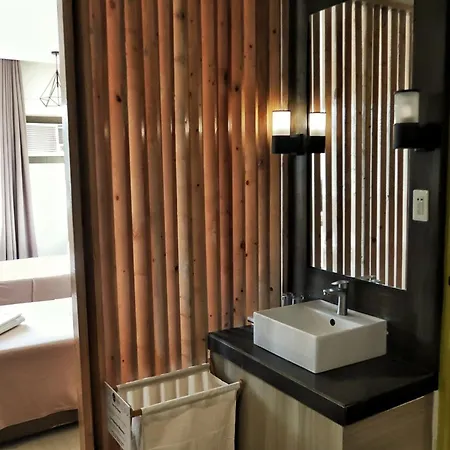 Leux Hotel Alona Panglao Island Exterior photo