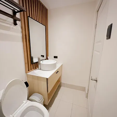 Leux Hotel Alona Panglao Island Exterior photo