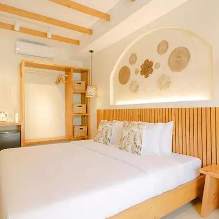 Leux Hotel Alona Panglao Island Exterior photo